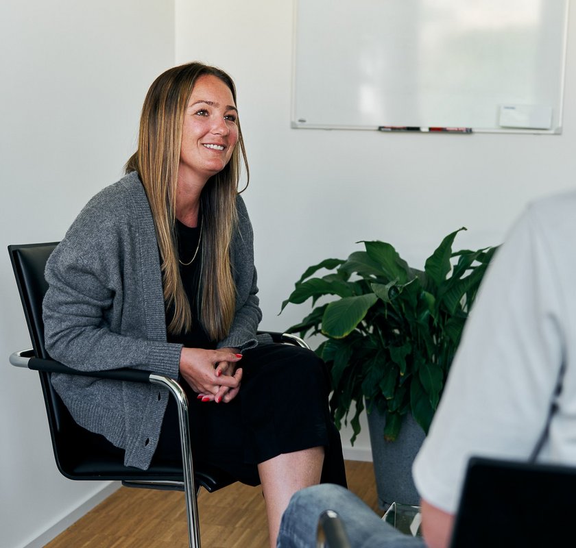 Michelle Knuchel, Sozialarbeiterin