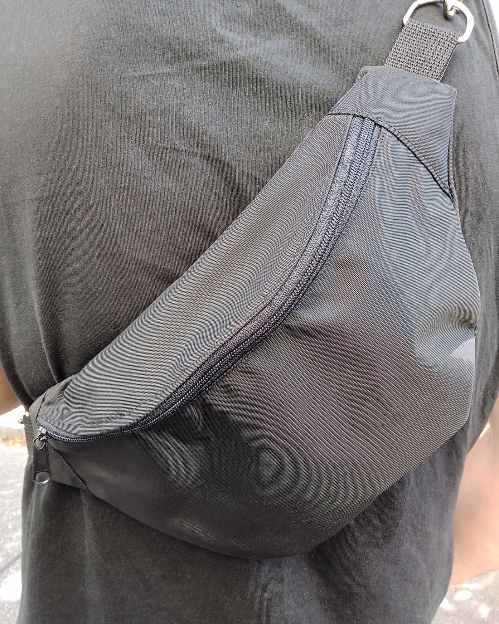 Textilarbeit Bauchtasche